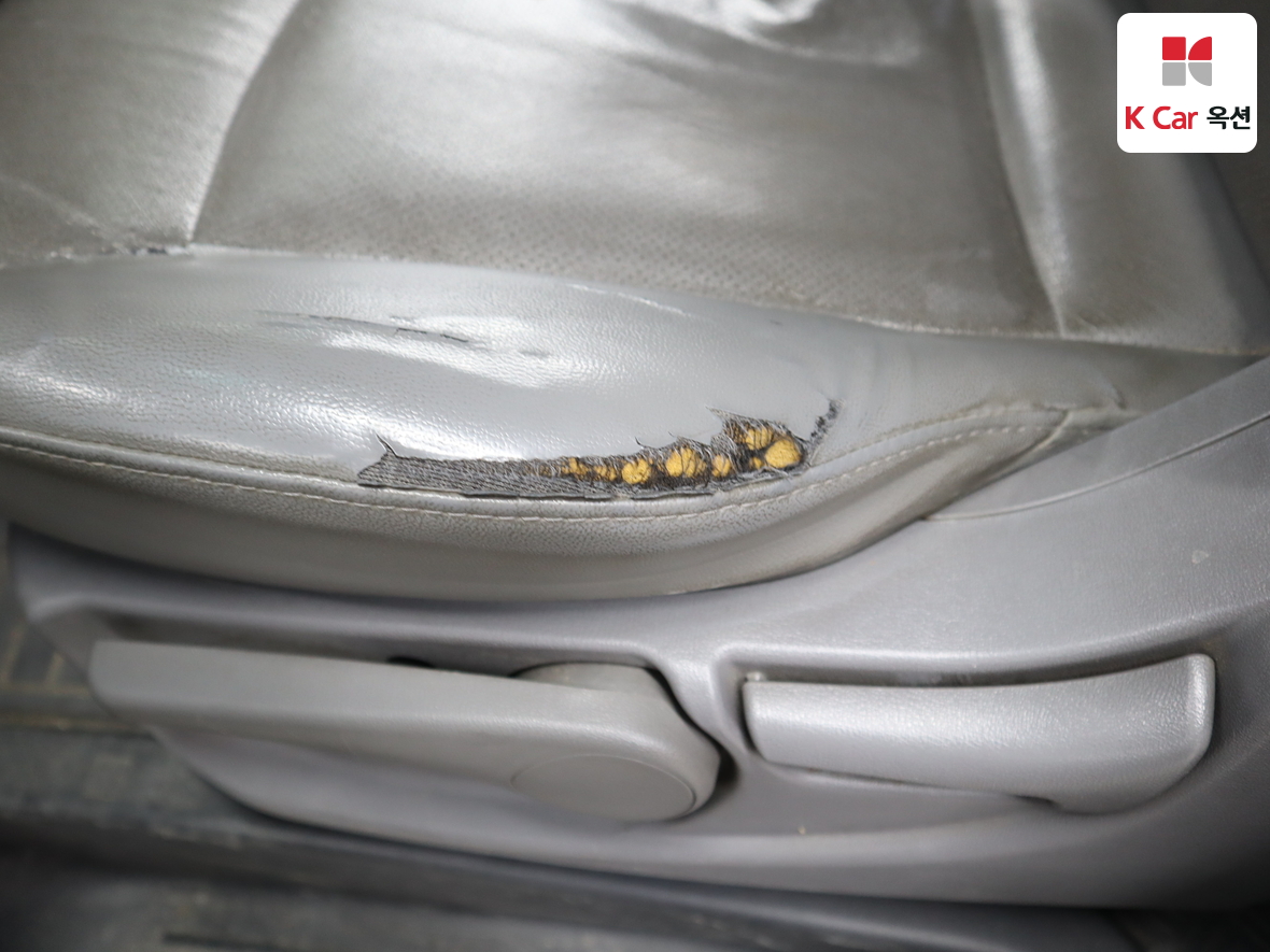 هيونداي جراند ستاريكس 2013 - صورة 19