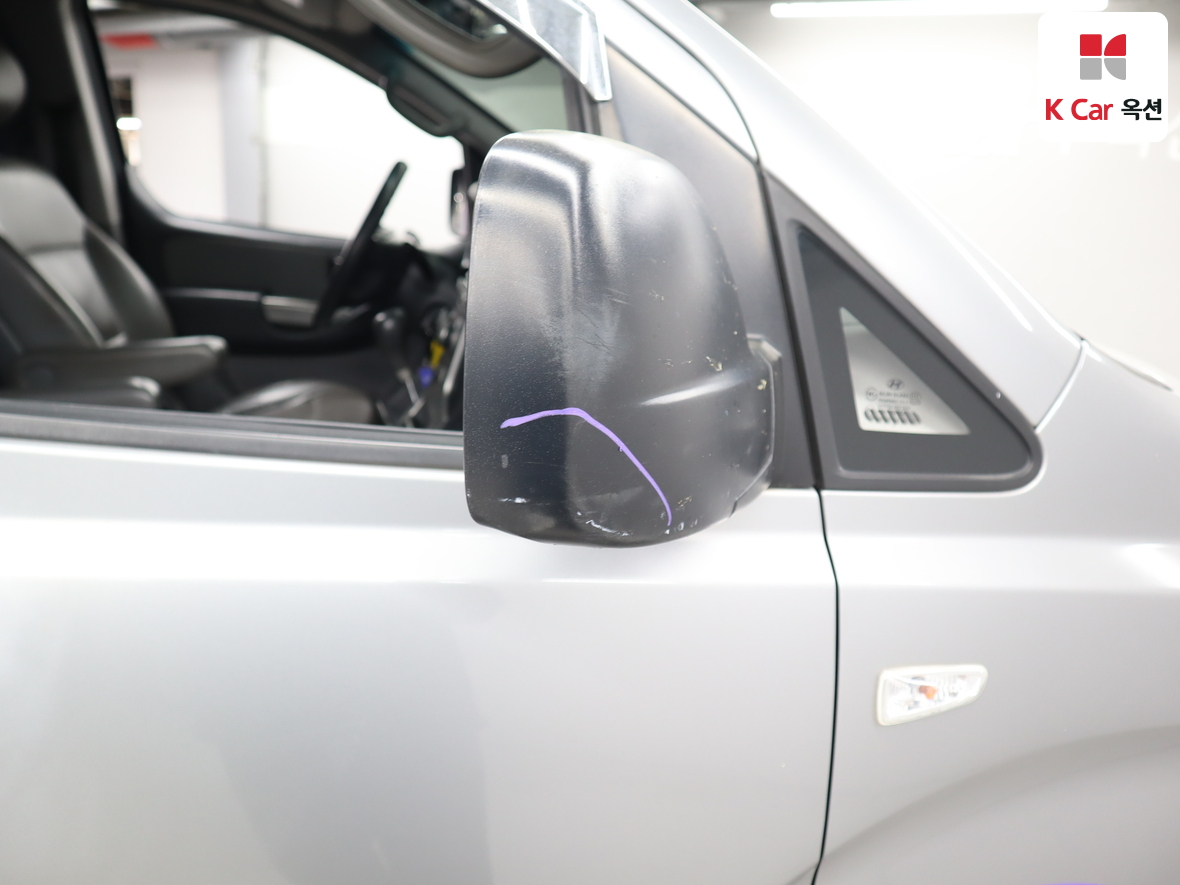 هيونداي جراند ستاريكس 2013 - صورة 35