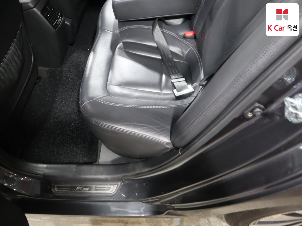 Kia K5 2012 - Image 26
