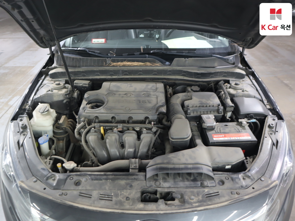 Kia K5 2012 - Image 35