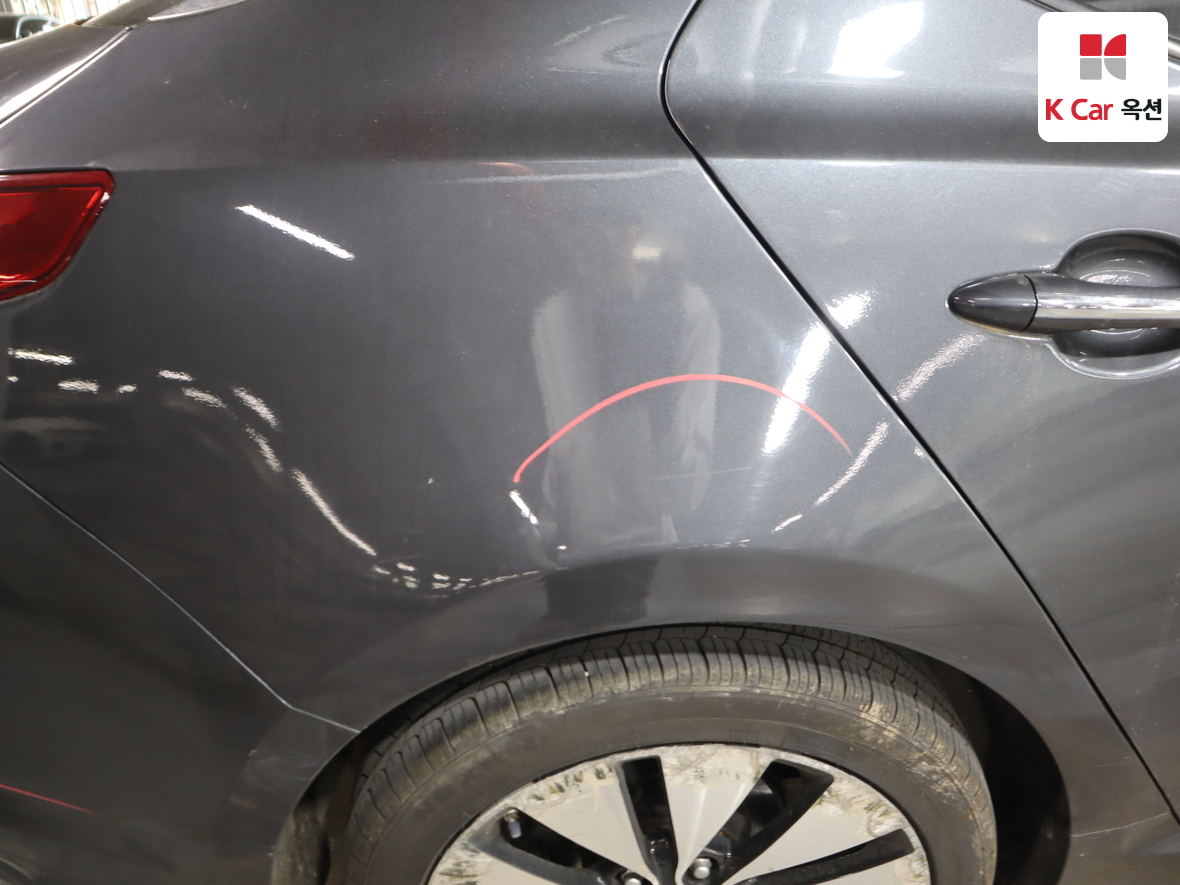 Kia K5 2012 - Image 44