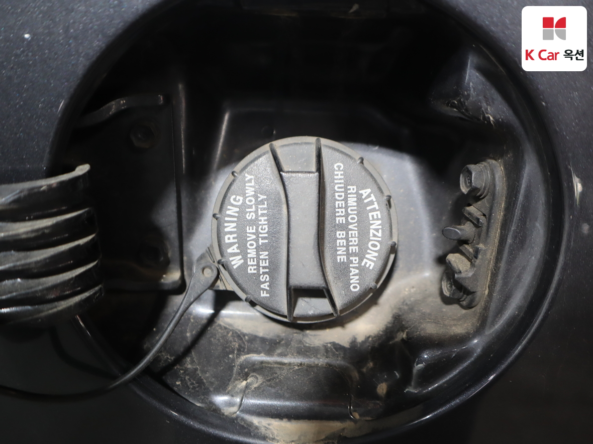 Kia K5 2012 - Image 27