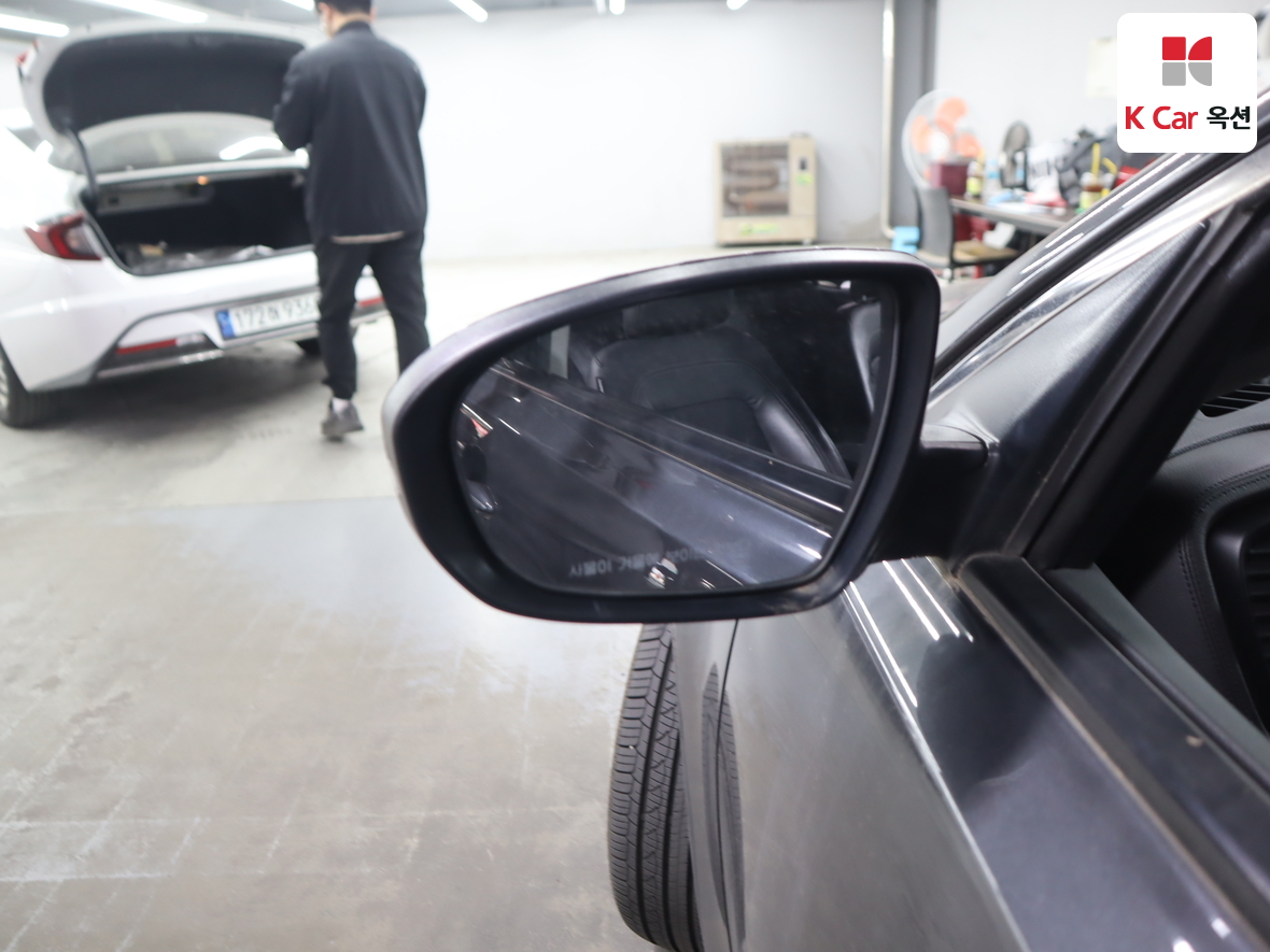 Kia K5 2012 - Image 22