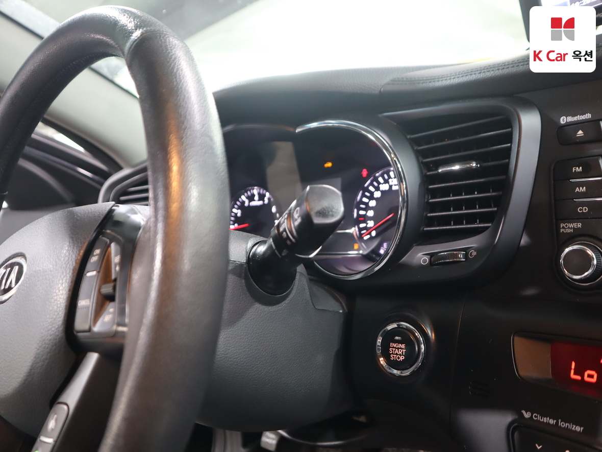 Kia K5 2012 - Image 11