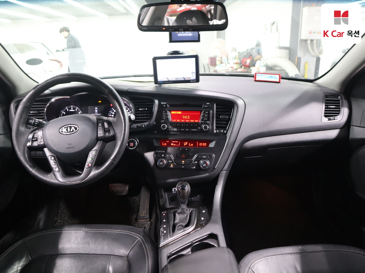 Kia K5 2012 - Image 3