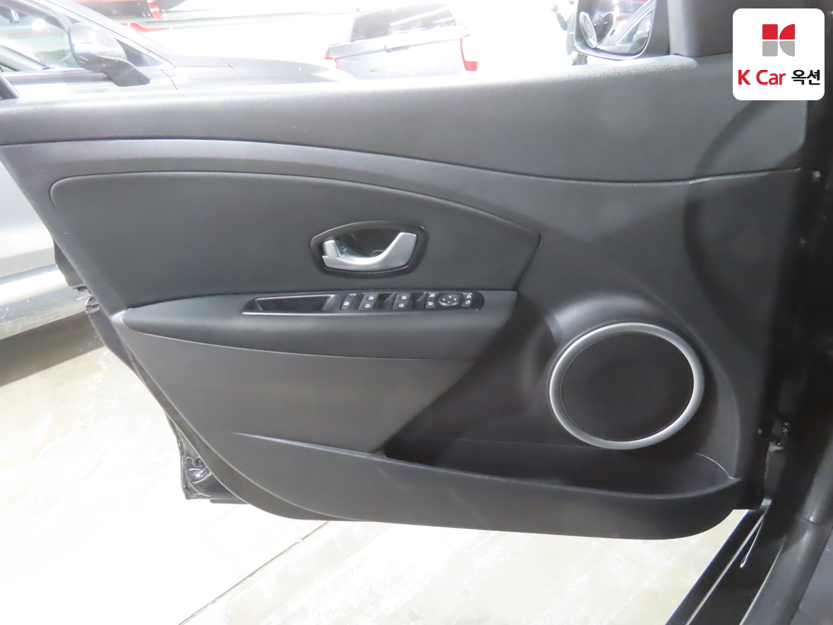 Renault Samsung SM3 2015 - Image 8