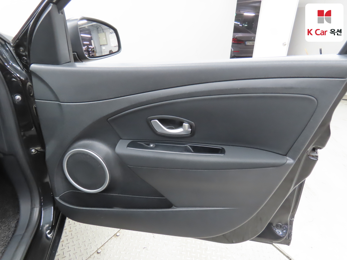 Renault Samsung SM3 2015 - Image 28