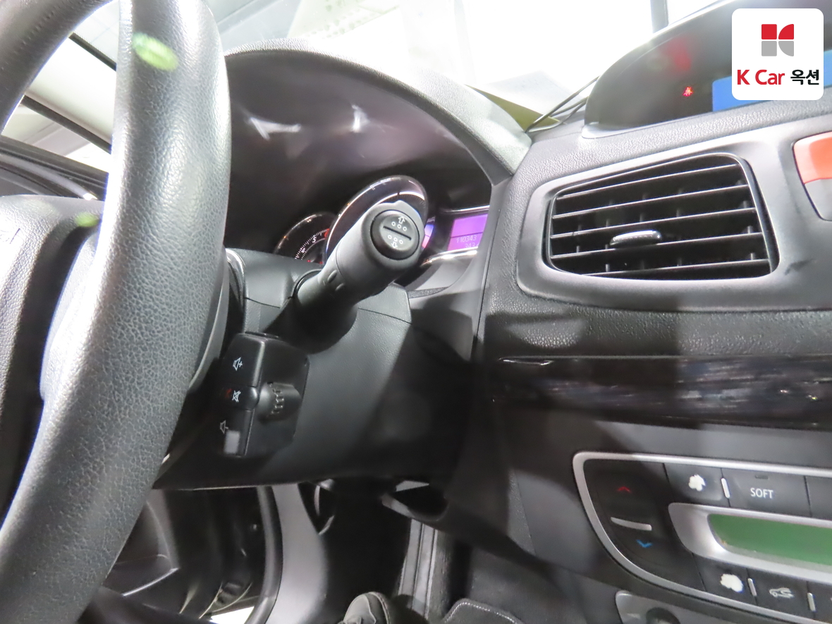 Renault Samsung SM3 2015 - Image 11