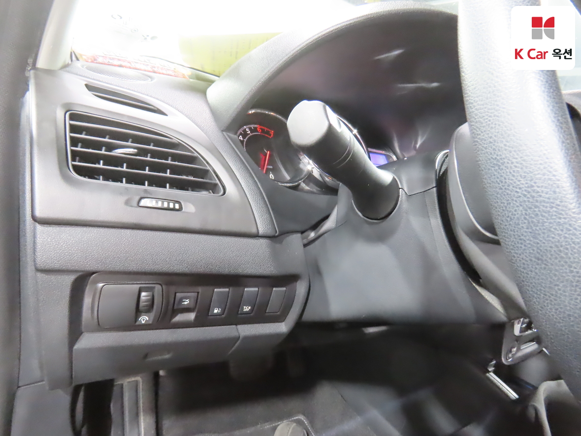 Renault Samsung SM3 2015 - Image 9