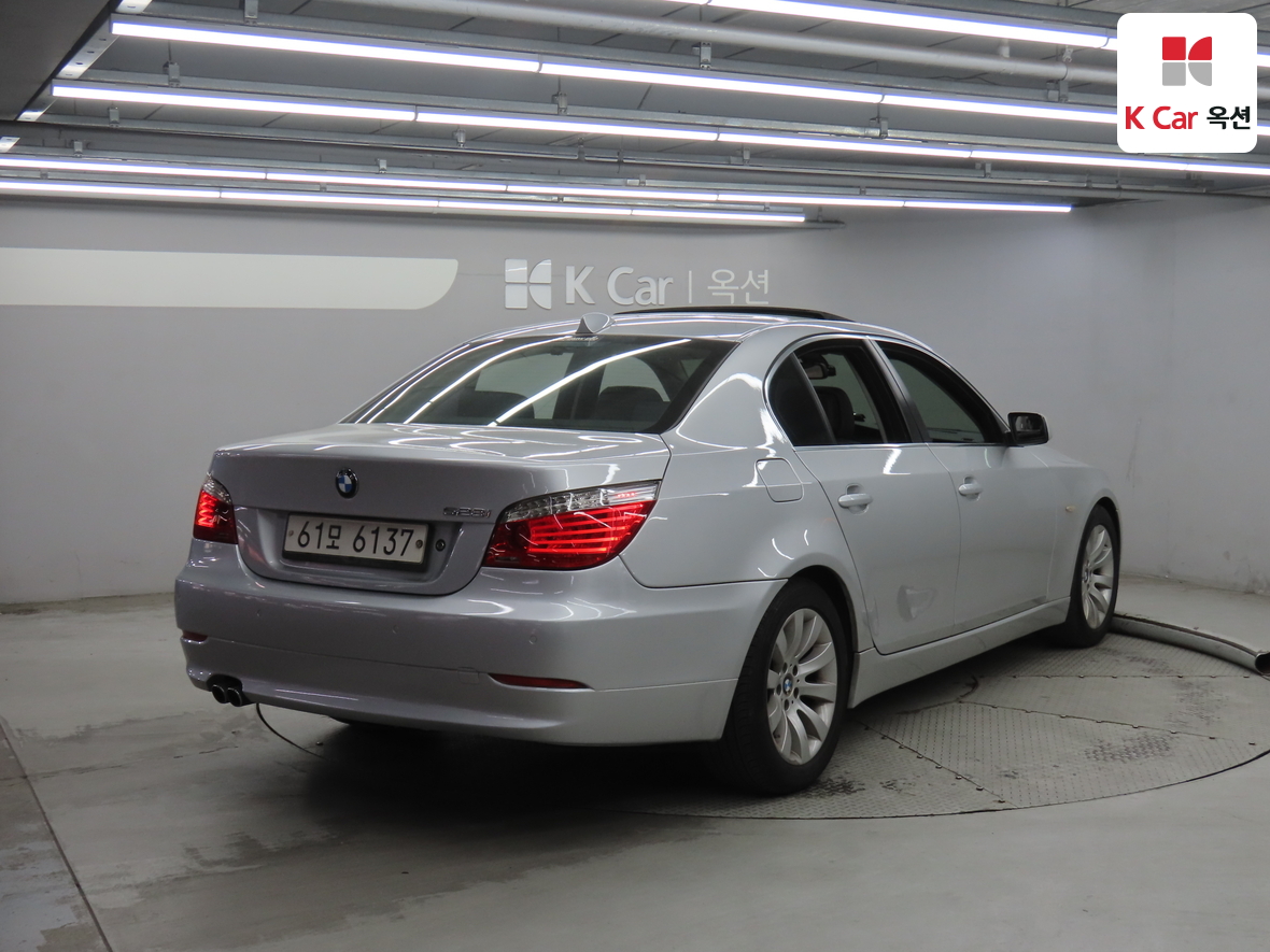 BMW 5 Series - 2