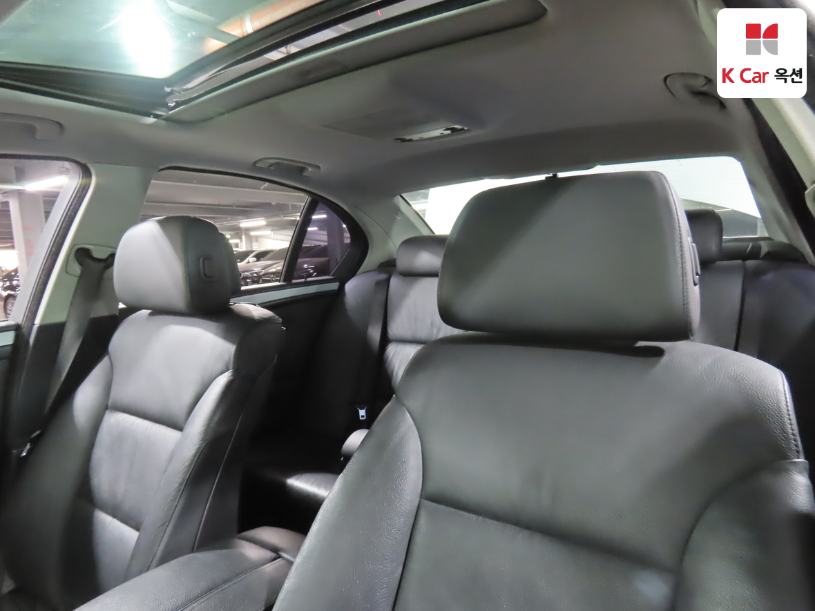 BMW 5 Series - 19