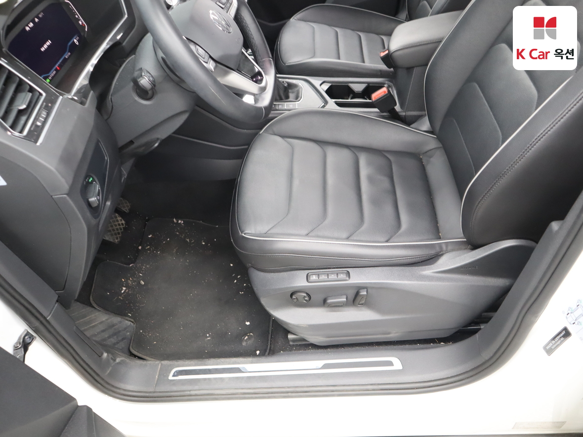 Volkswagen Tiguan - 18