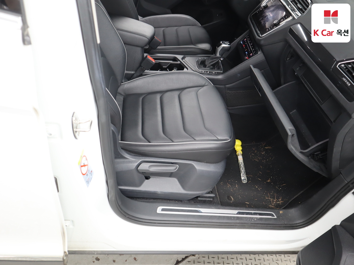 Volkswagen Tiguan - 30