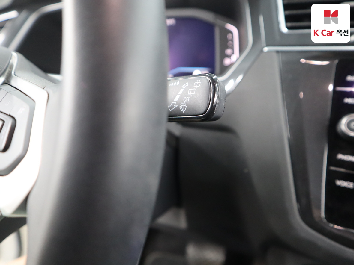 Volkswagen Tiguan - 11