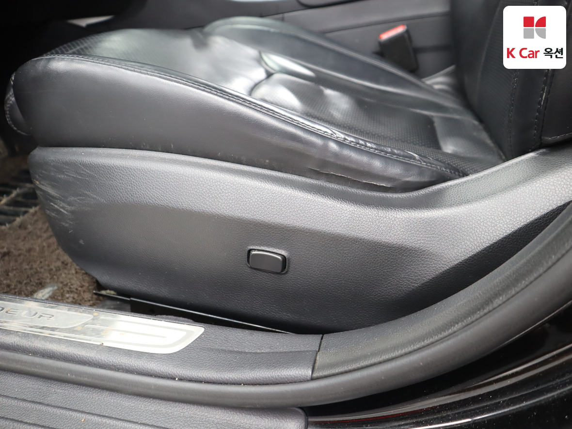 هيونداي أزيرا 2017 - صورة 21