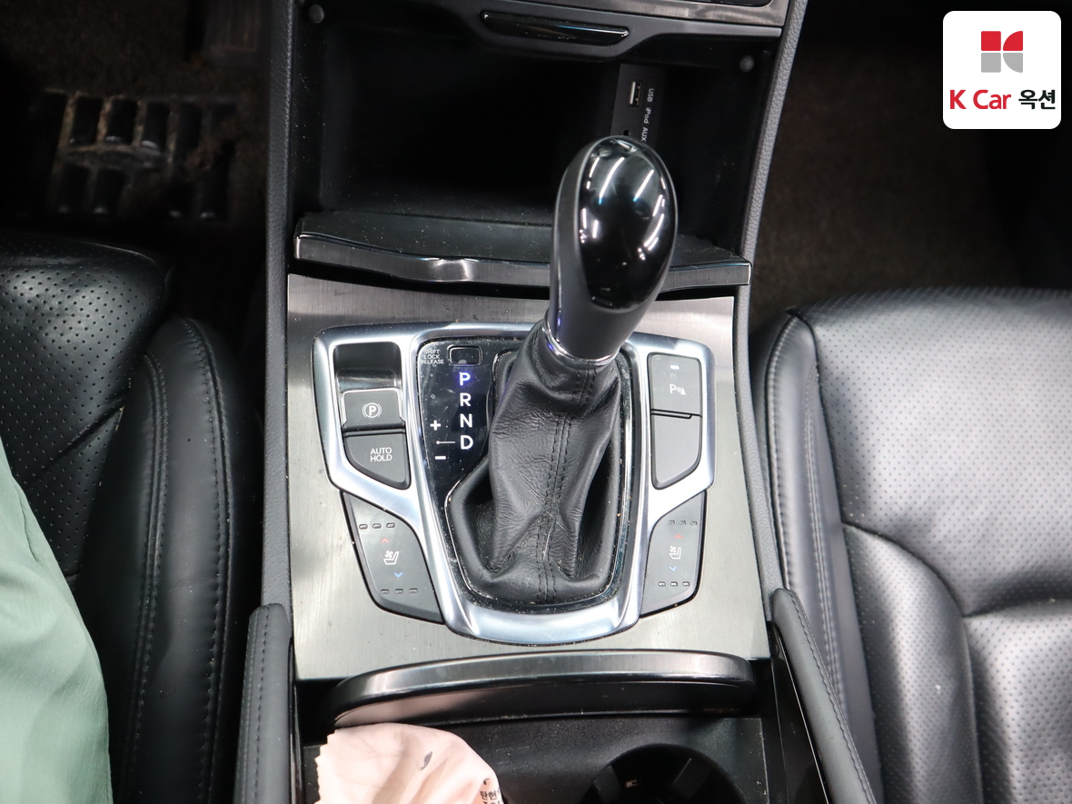 هيونداي أزيرا 2017 - صورة 16