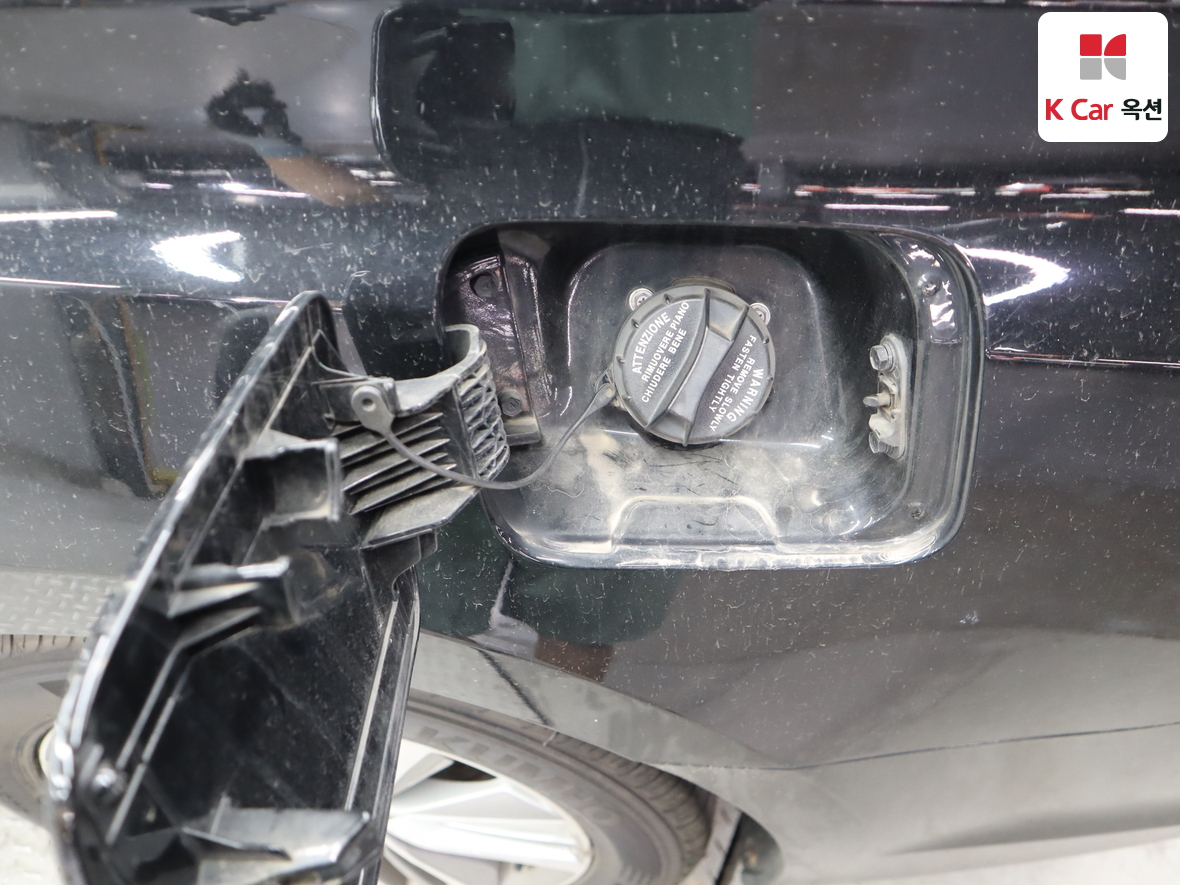 هيونداي أزيرا 2017 - صورة 25