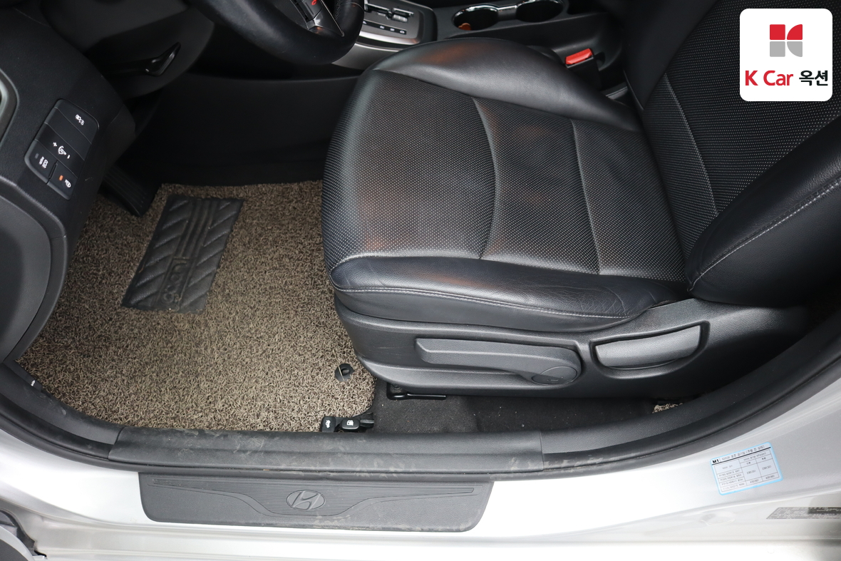 هيونداي إلانترا 2014 - صورة 18