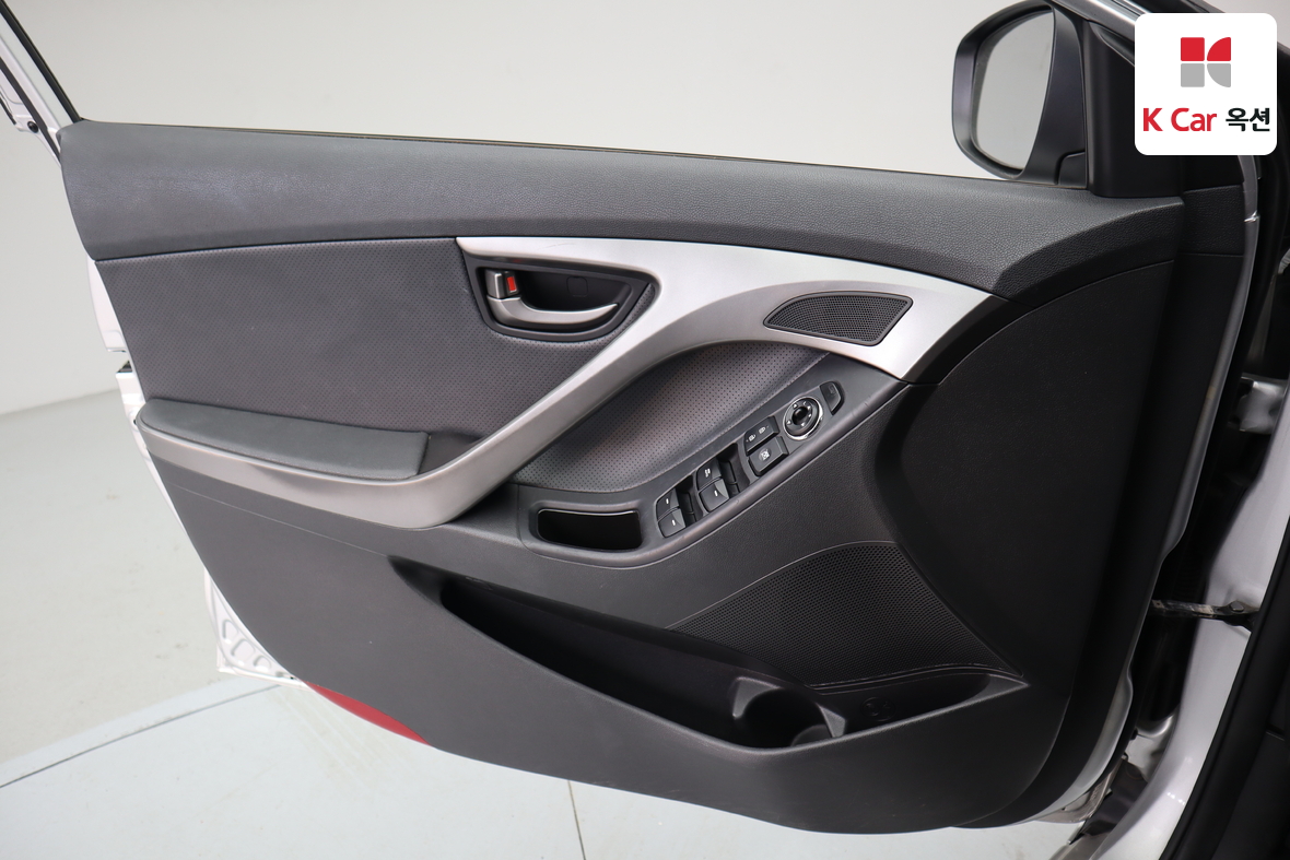 هيونداي إلانترا 2014 - صورة 8