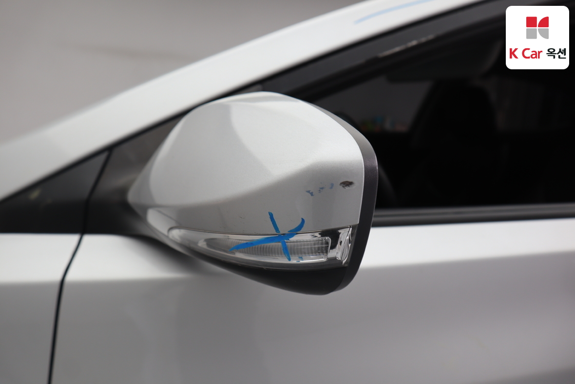 هيونداي إلانترا 2014 - صورة 32