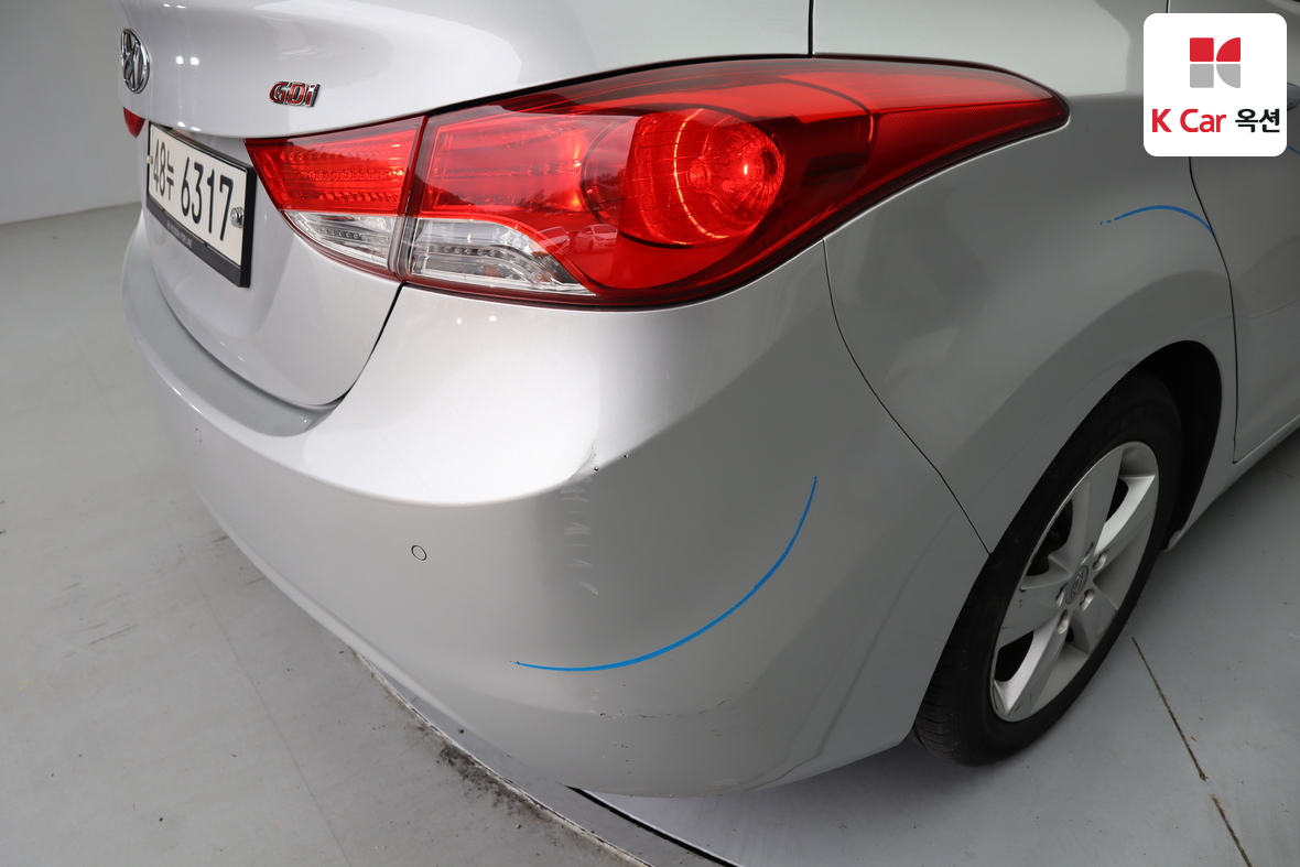 هيونداي إلانترا 2014 - صورة 37