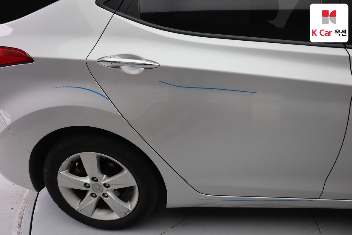 هيونداي إلانترا 2014 - صورة 38