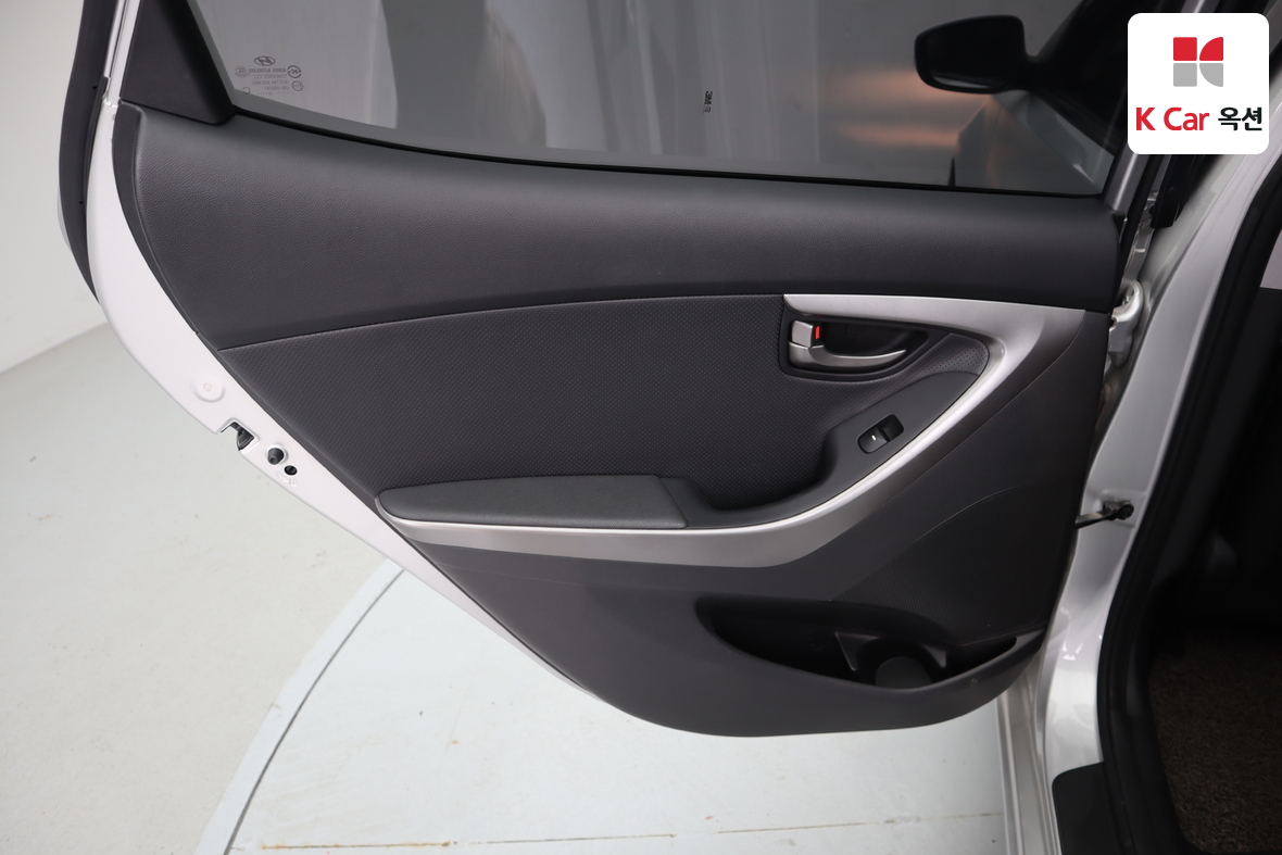 هيونداي إلانترا 2014 - صورة 20