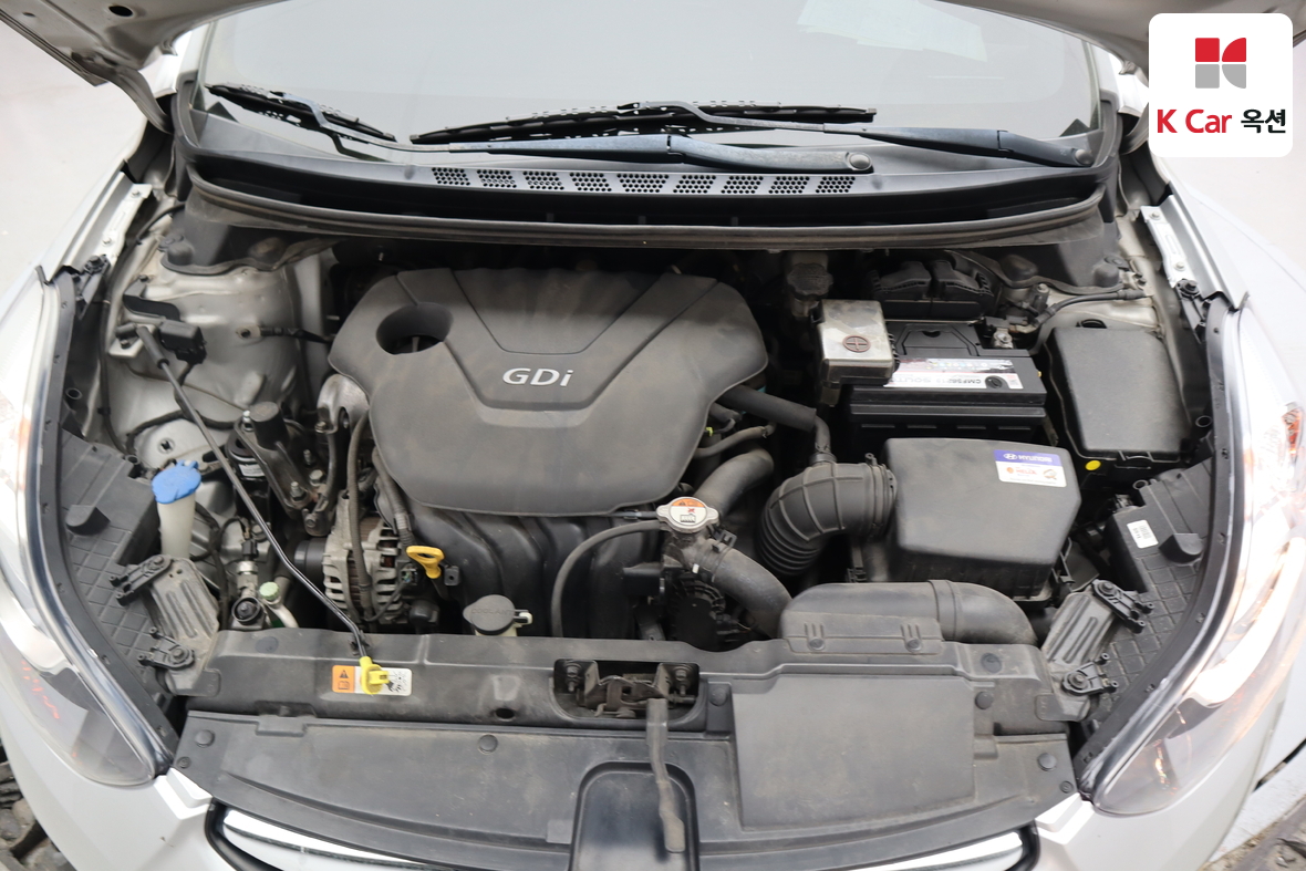 هيونداي إلانترا 2014 - صورة 30