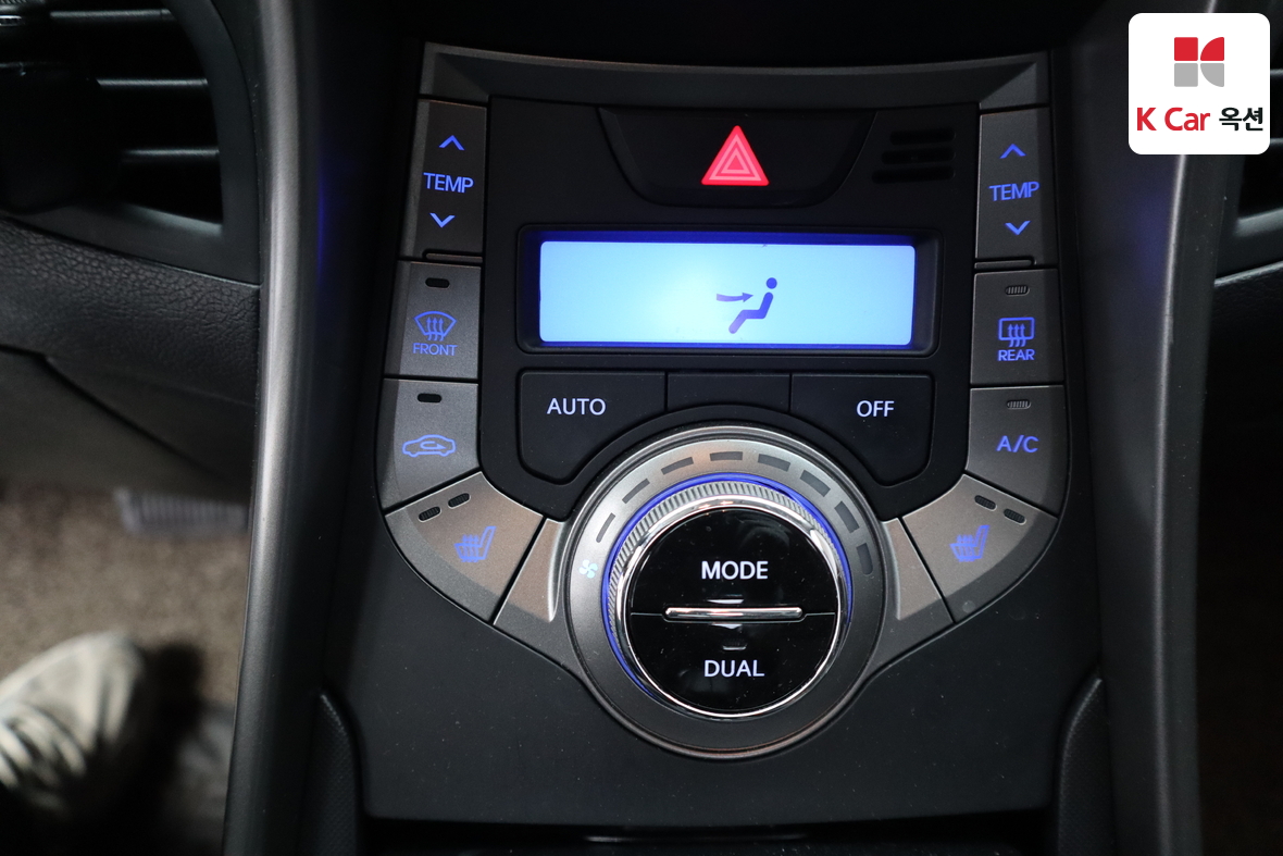 هيونداي إلانترا 2014 - صورة 14