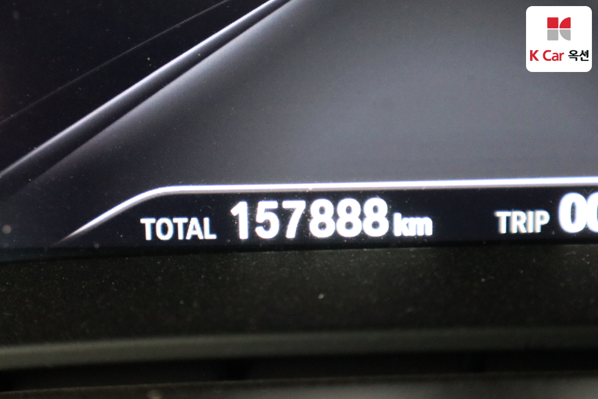 BMW 5 Series - 4