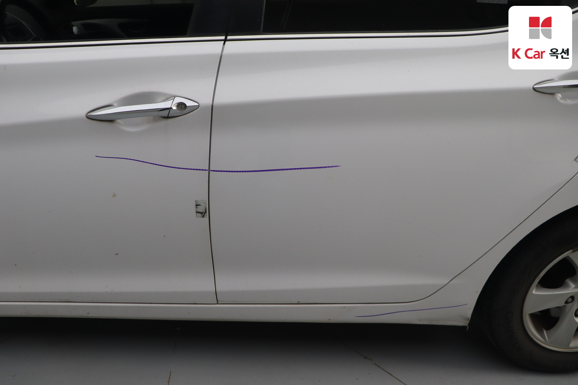 Hyundai Elantra 2015 - Image 34