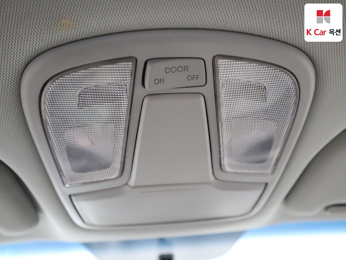 Kia K5 2012 - Image 12