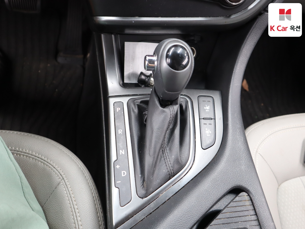 Kia K5 2012 - Image 16