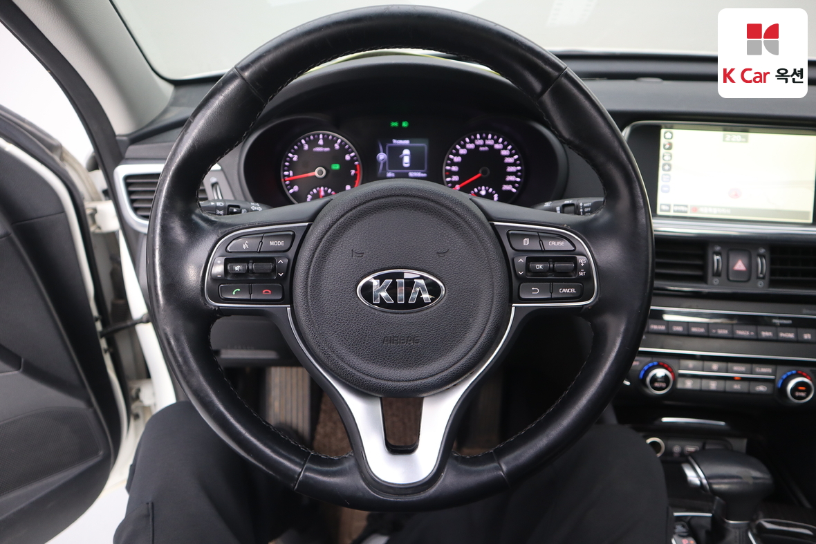 Kia K5 - 10