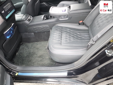 2024 - genesis g90