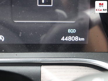 2024 - genesis g90
