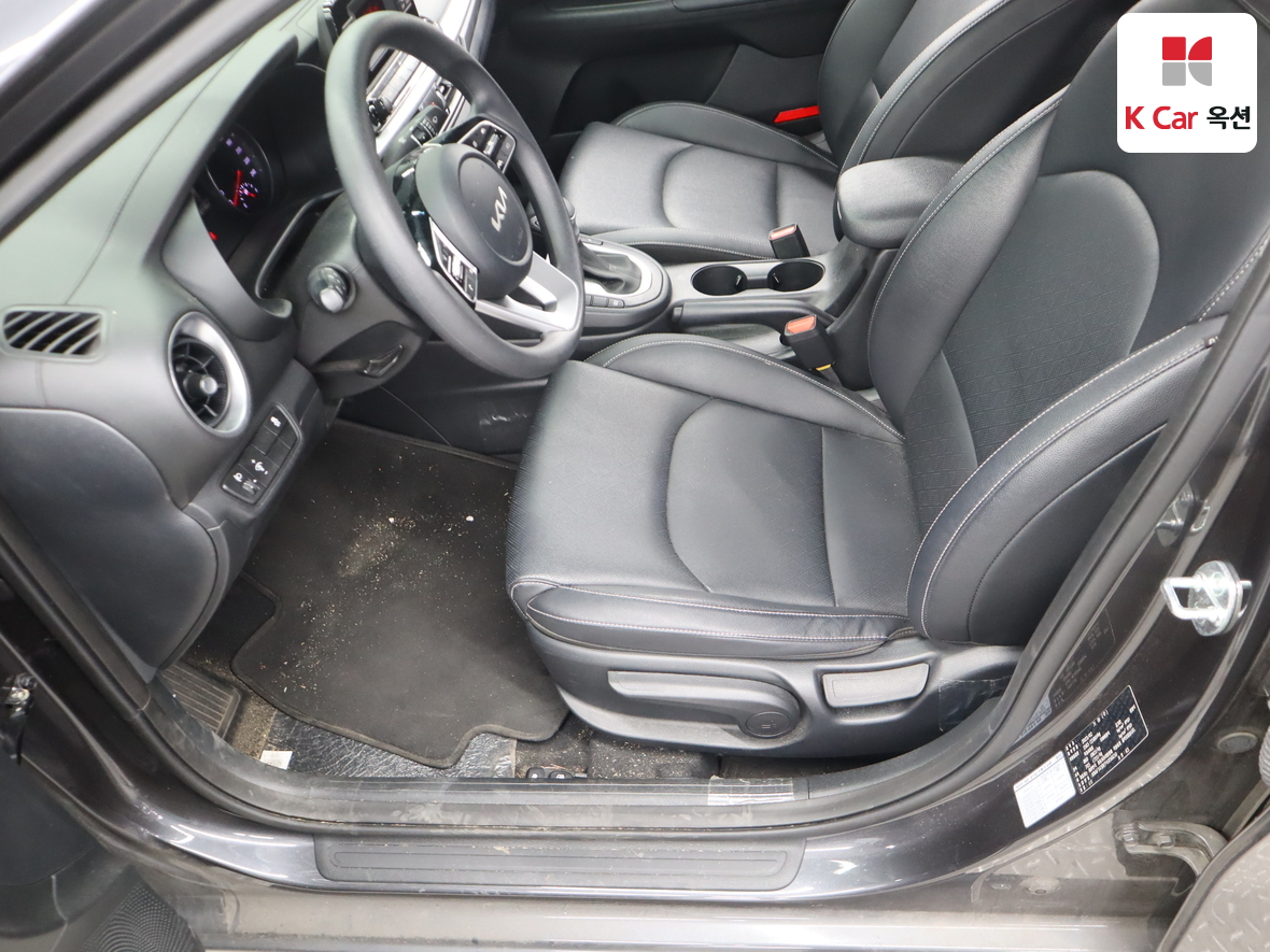 كيا K3 2023 - صورة 17