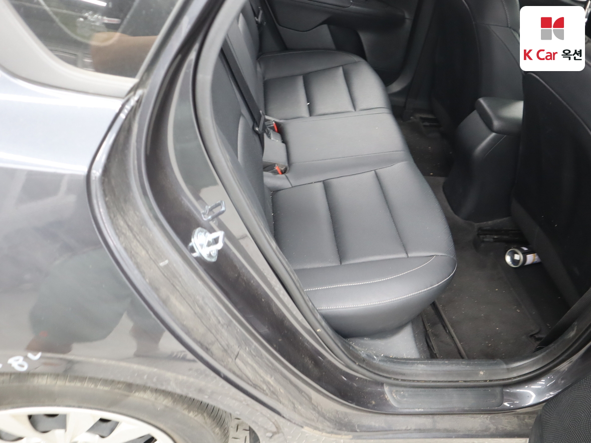 كيا K3 2023 - صورة 25