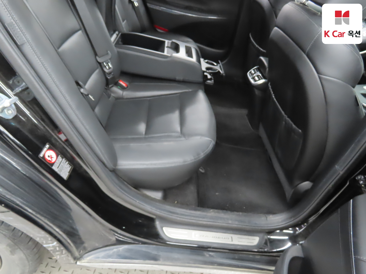 هيونداي جرانجر 2020 - صورة 28