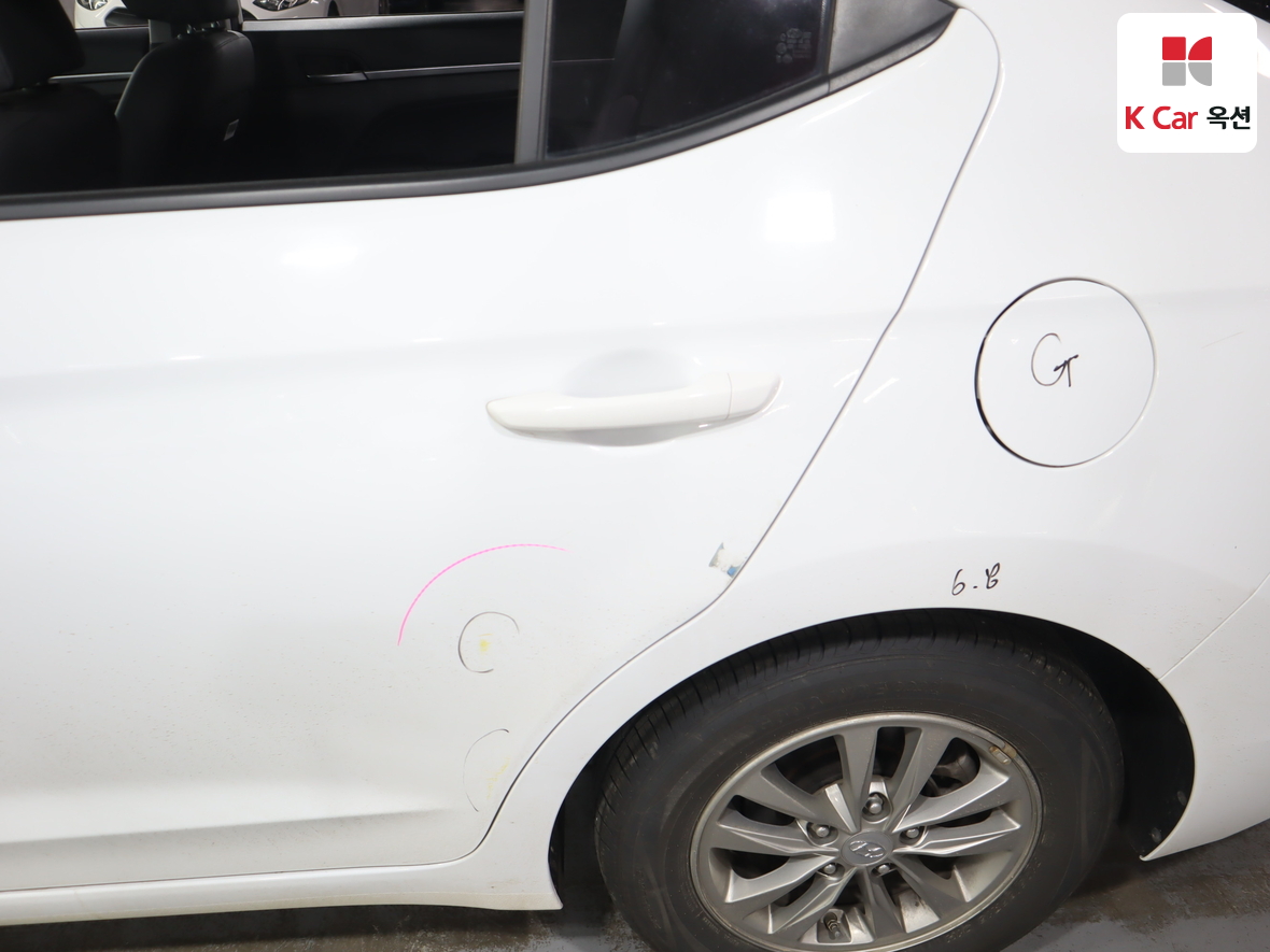 هيونداي إلانترا 2020 - صورة 37