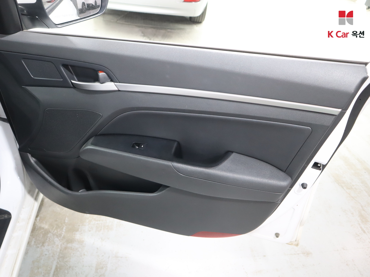 هيونداي إلانترا 2020 - صورة 27