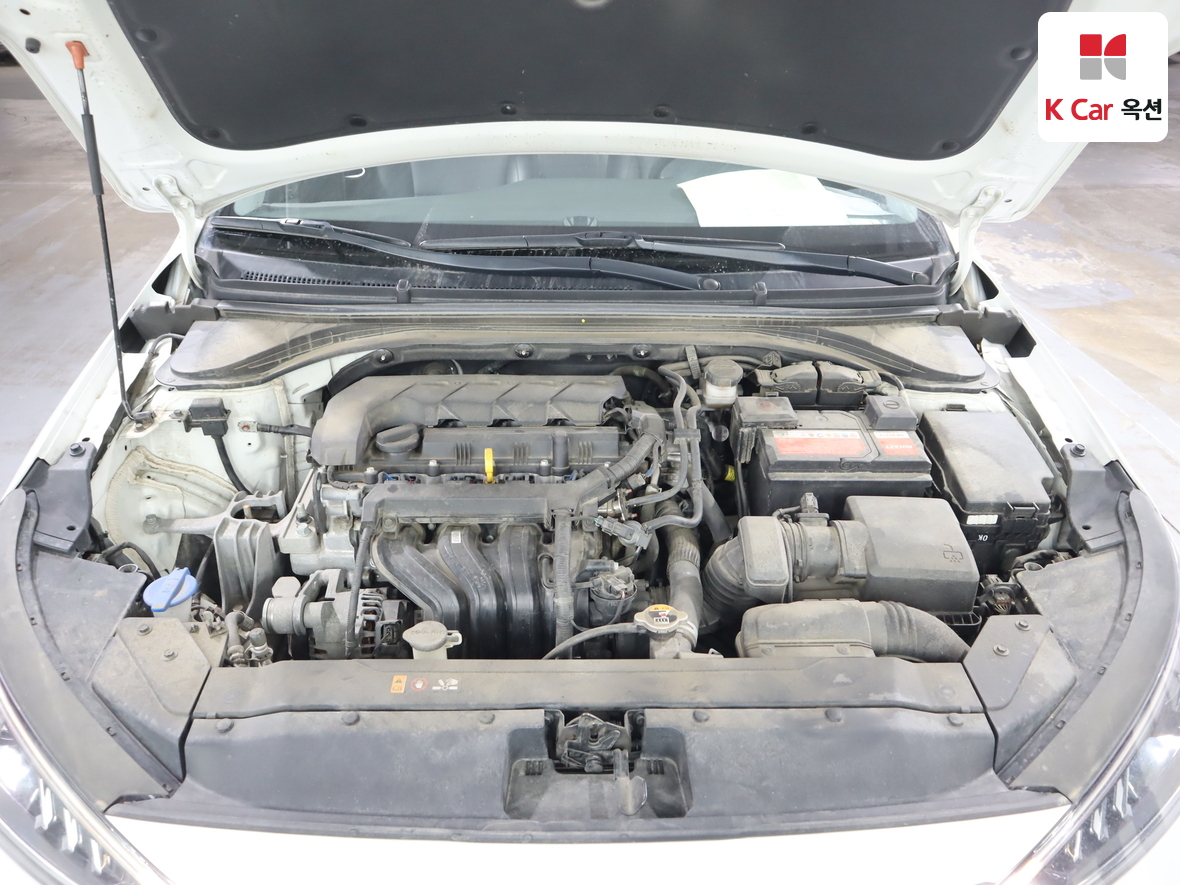 هيونداي إلانترا 2020 - صورة 31