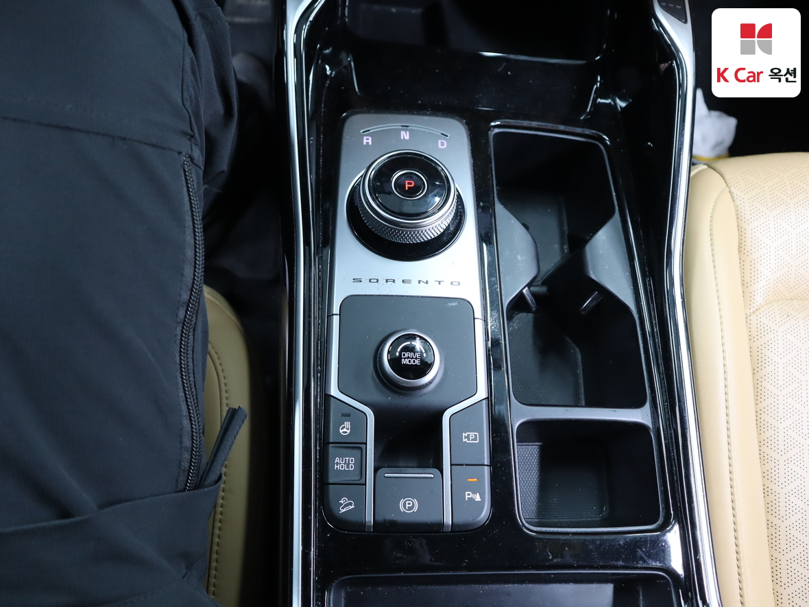 كيا سورينتو 2022 - صورة 17