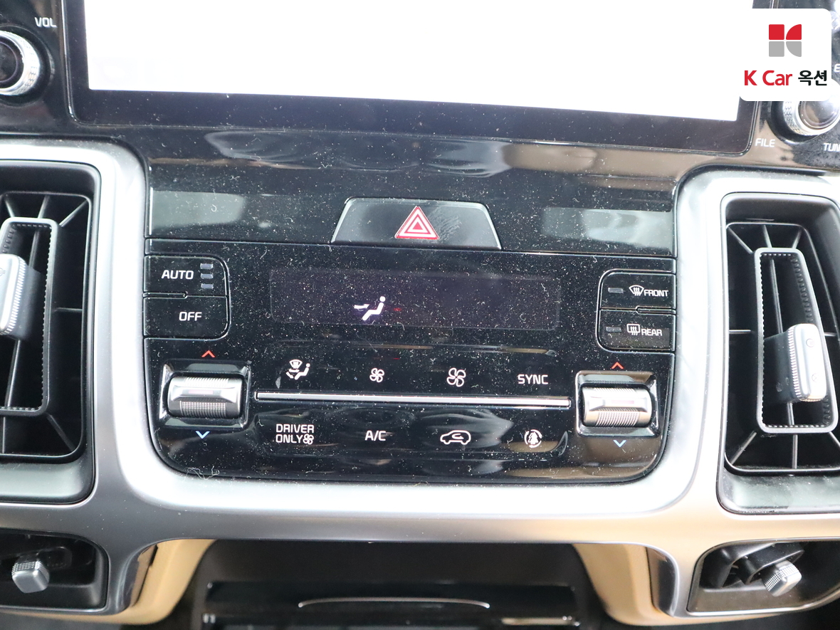 كيا سورينتو 2022 - صورة 15