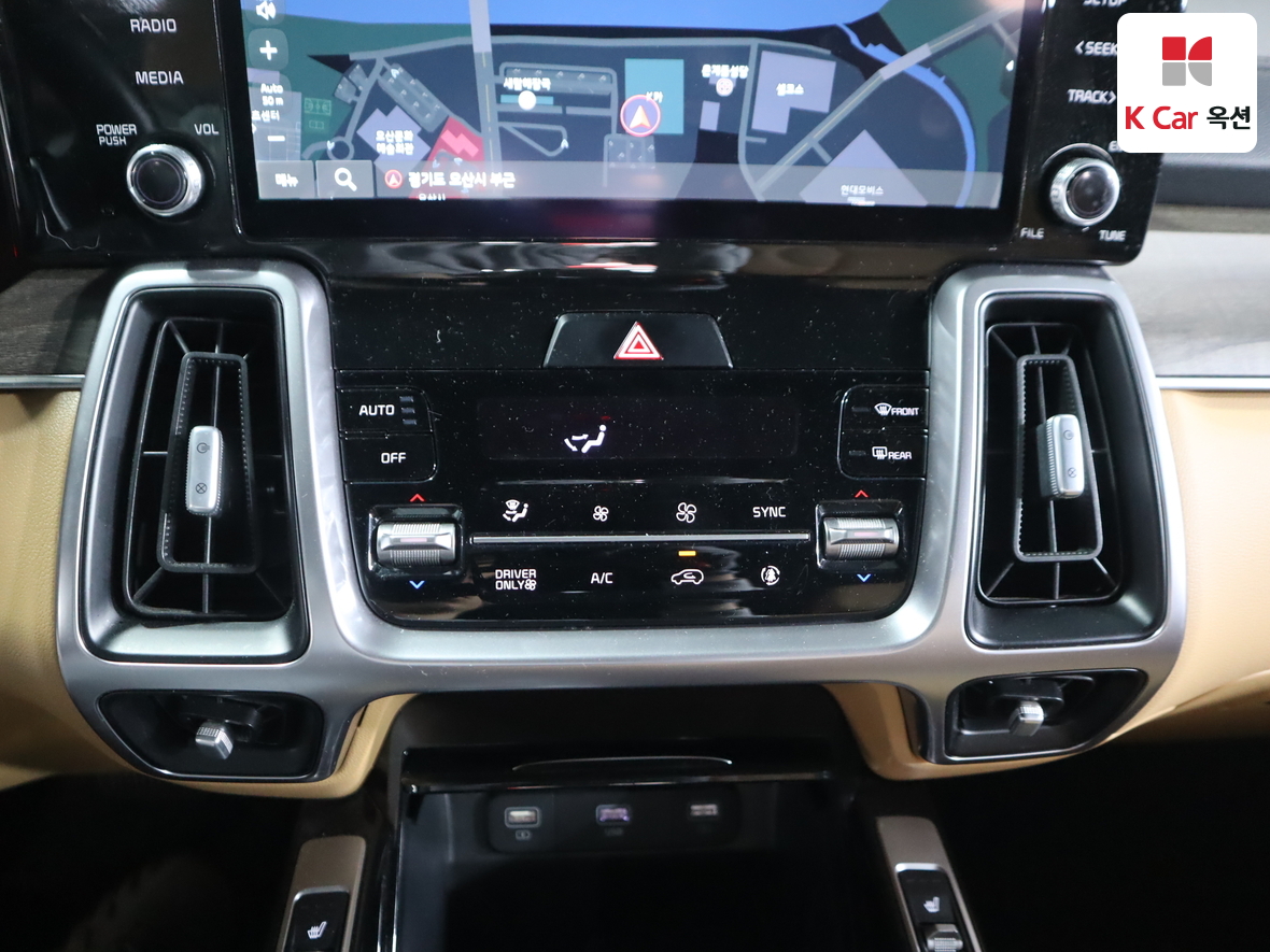 كيا سورينتو 2022 - صورة 16