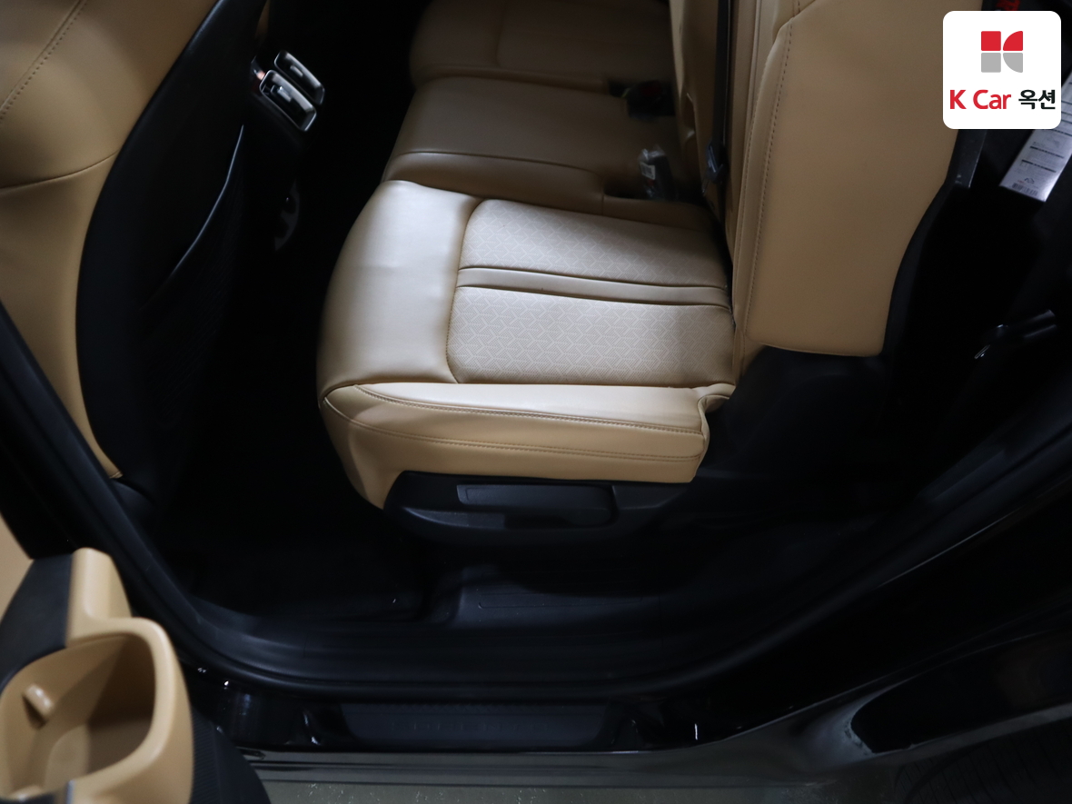 كيا سورينتو 2022 - صورة 24