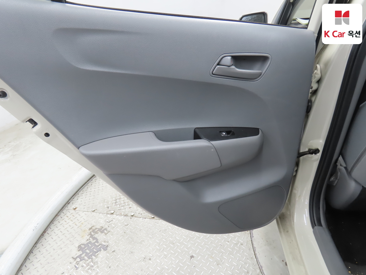 كيا مورنينج 2021 - صورة 21