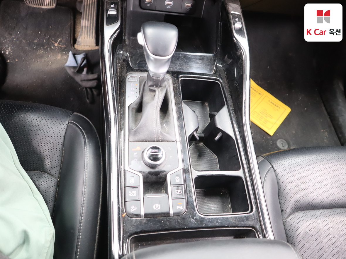 كيا سورينتو 2021 - صورة 16