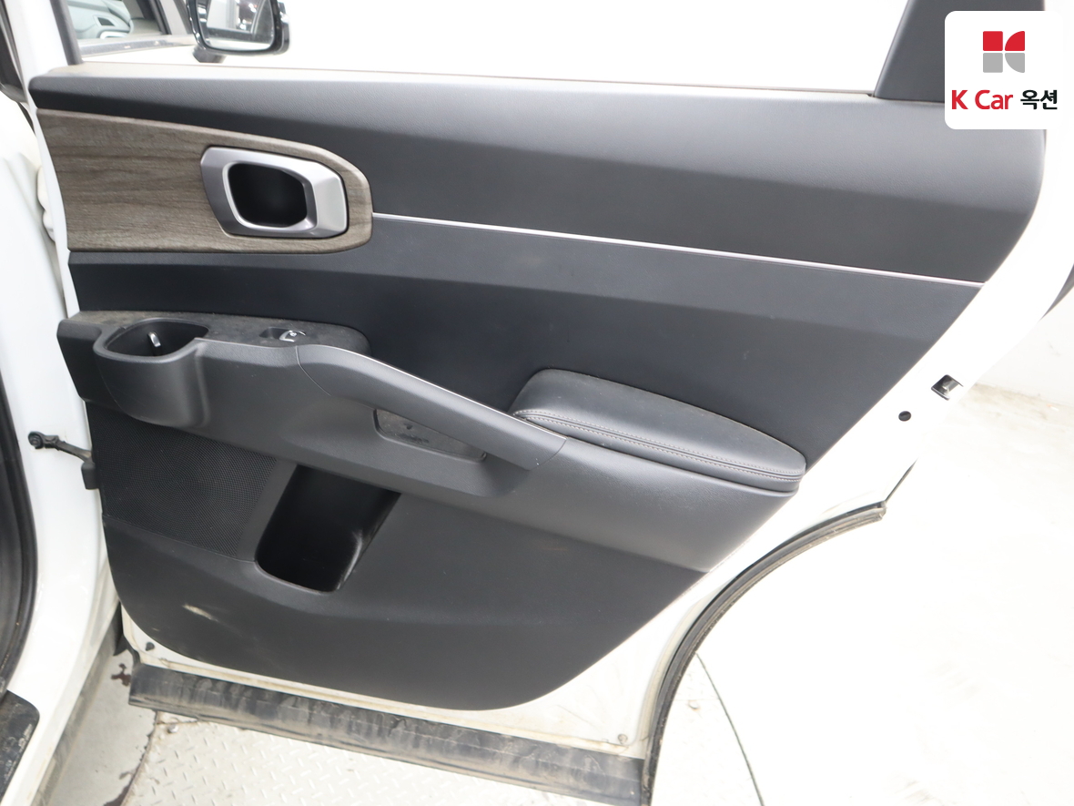 كيا سورينتو 2021 - صورة 26