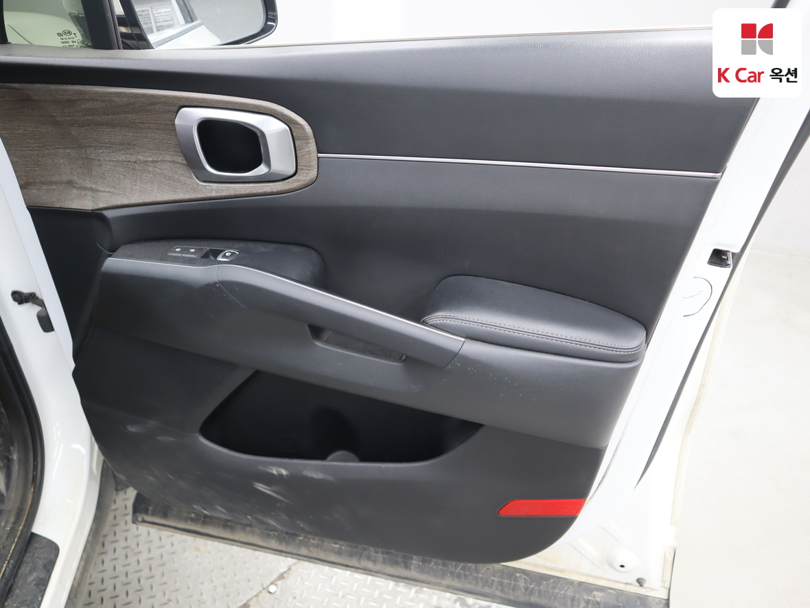 كيا سورينتو 2021 - صورة 28